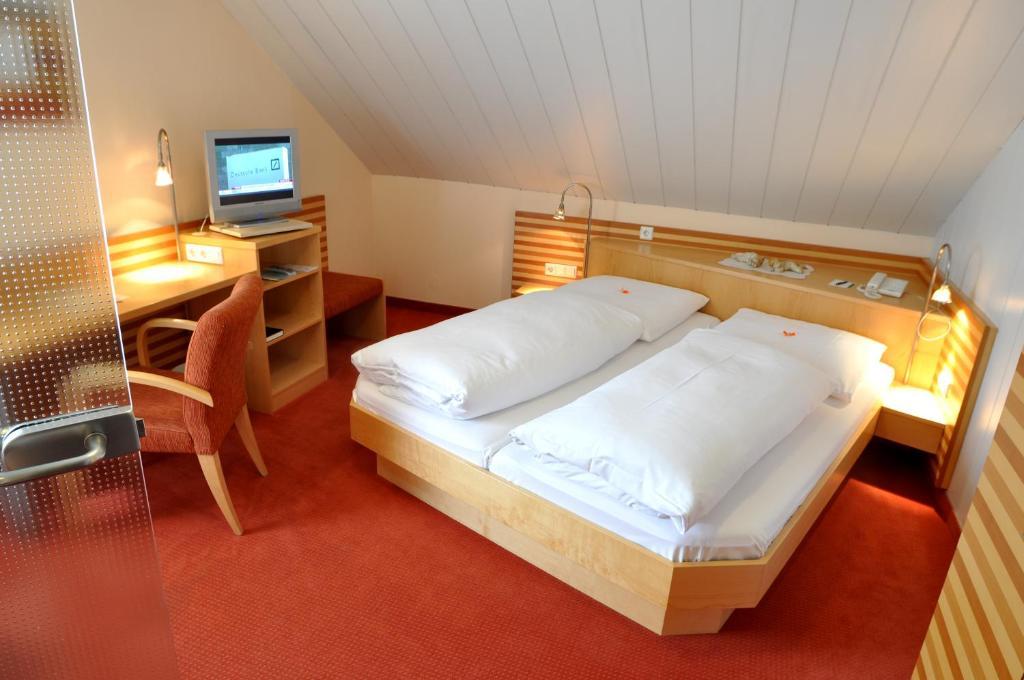 Hotel Roessle Trochtelfingen Pokoj fotografie